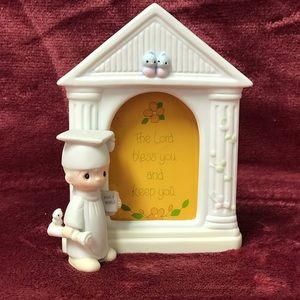 ❤️1981 Precious moments “ The Lord Bless You and”